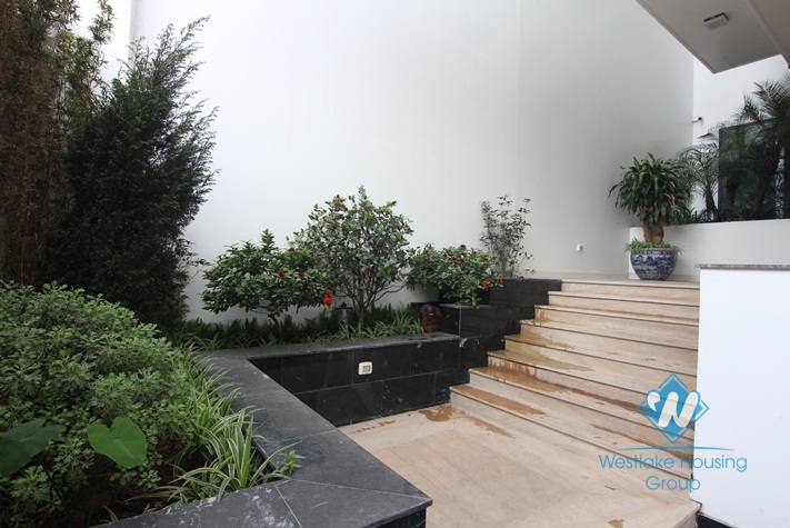 Gorgeous villa for rent on the lake side of Westlake, Tay Ho